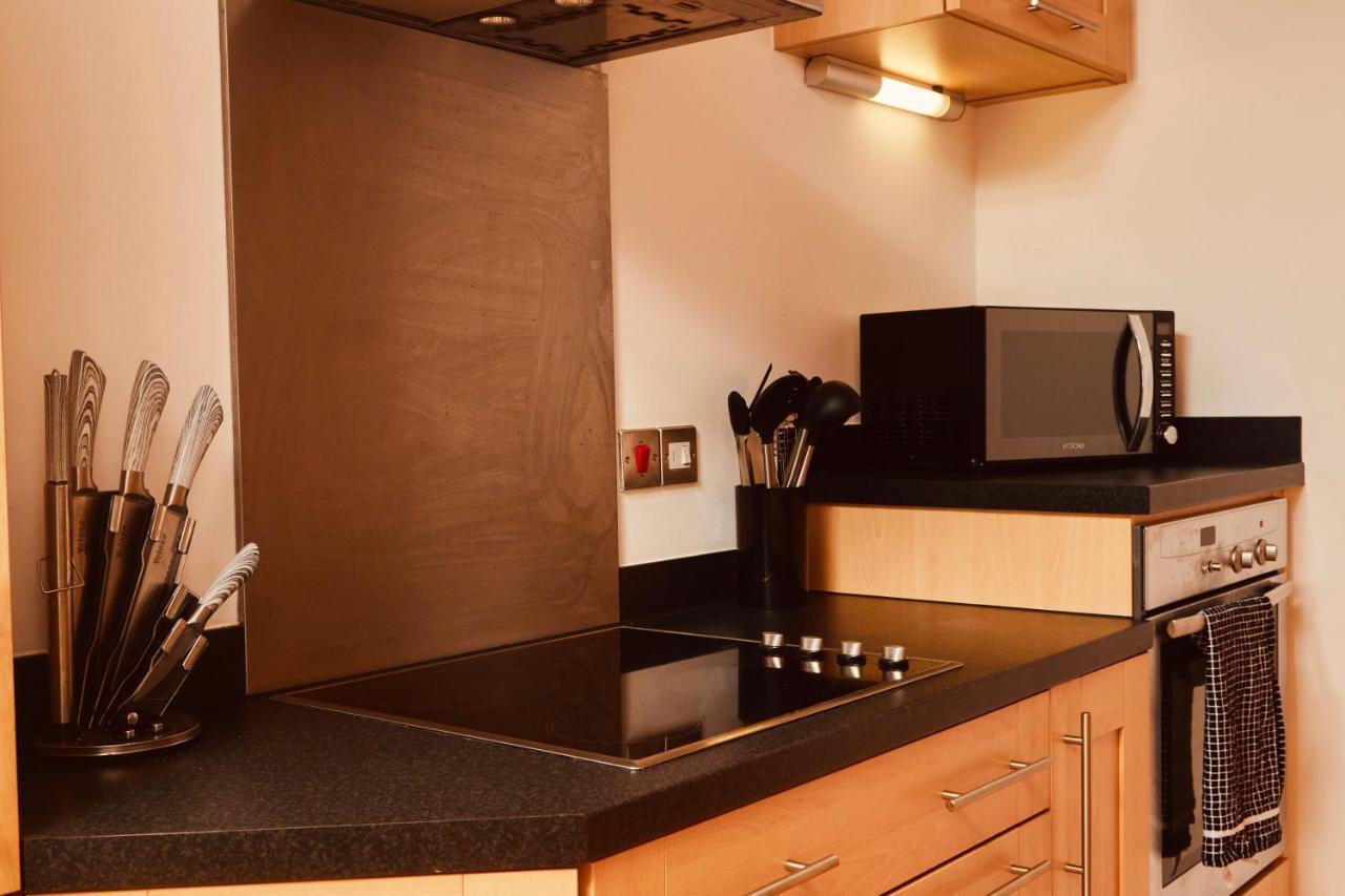 Primedoorstep Deluxe City Apt, River Canal View& Free Parking! Leeds  Exterior photo